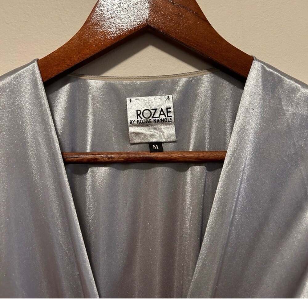 Rozae Nichols Women’s Silver Metallic Mini Dress Size M USA Vintage Y2K - Picture 2 of 4